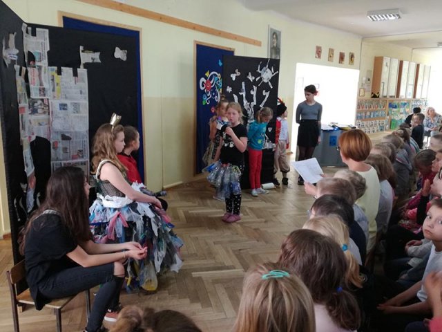 Spektakl ekologiczny w SP2 23.05.17